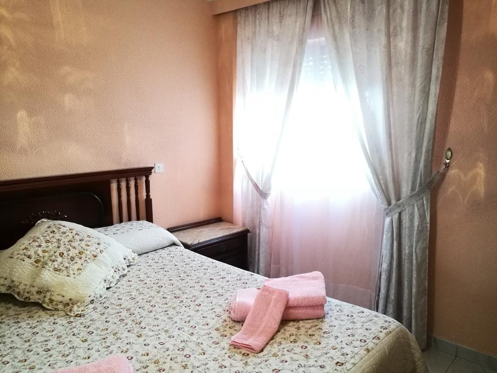 Апартаменты Sleepin Triana Севилья Экстерьер фото