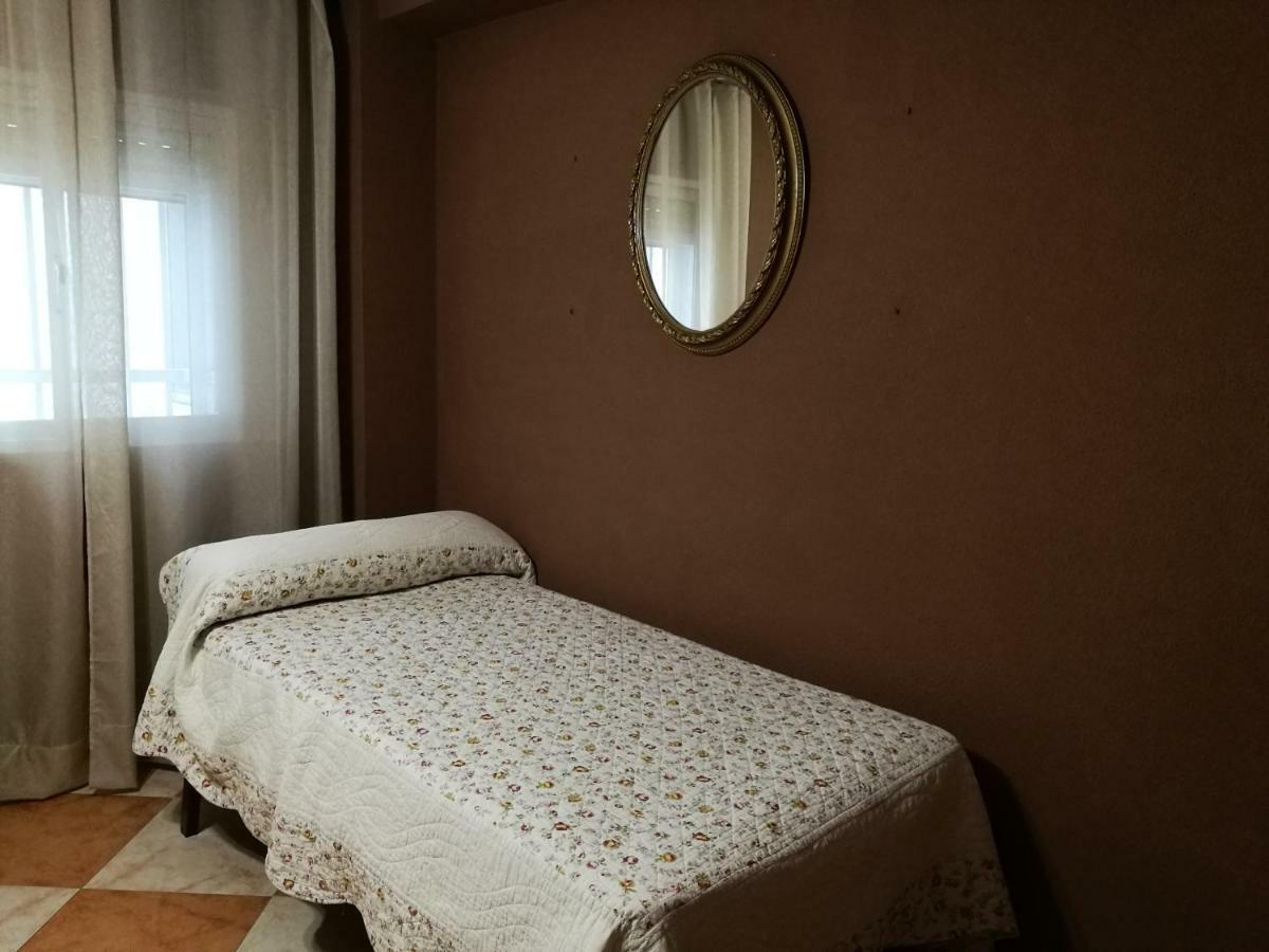 Апартаменты Sleepin Triana Севилья Экстерьер фото